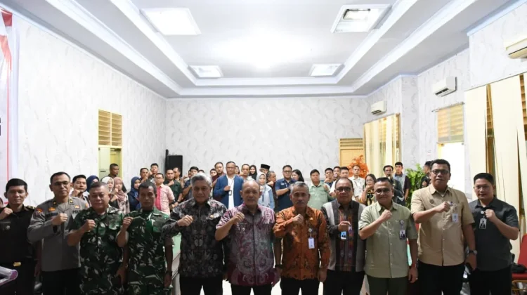 Pemkab Tapteng dan Pemprov Sumut Gelar Rapat Percepatan Pendataan Korban Bencana