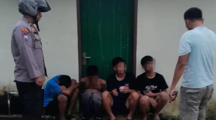 Polsek Pandan Tindak Penyalahgunaan Lem oleh Remaja, Empat Anak Dibina