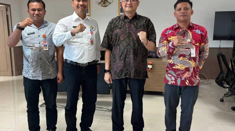 Pemkab Humbahas Bahas Pascabencana dan Regulasi KRB dengan BNPB
