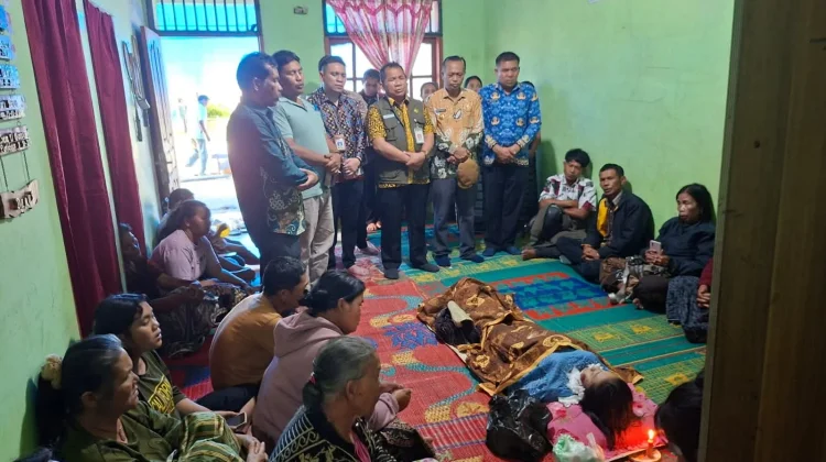 Pemkab Humbahas Melayat ke Rumah Korban Hanyut di Parlilitan