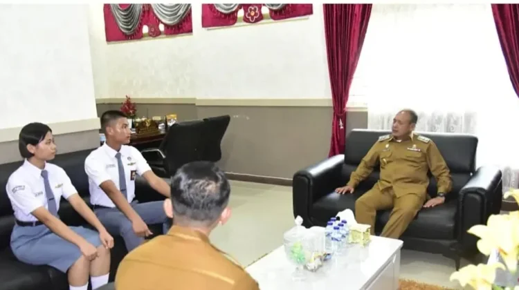 Wakil Bupati Tapteng Lepas Calon Paskibraka