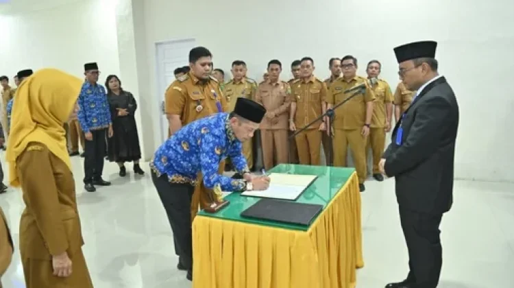Wali Kota Padangsidimpuan Lantik Lima Pejabat Tinggi Pratama