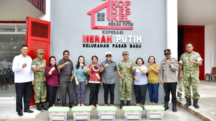 Bupati Tapanuli Tengah Hadiri Peresmian 1.061 Koperasi Merah Putih