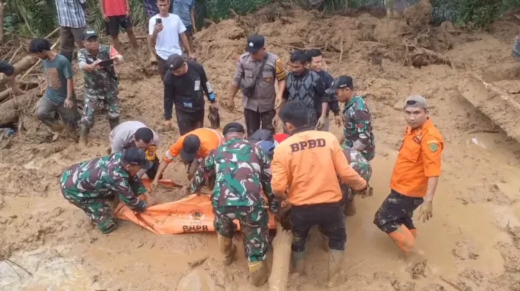Ibu dan Anak di Tapsel Tewas Tertimbun Longsor