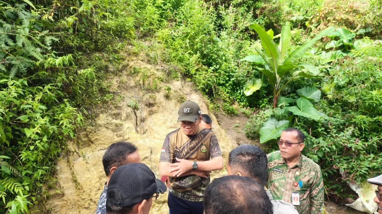 Bupati Humbahas Tinjau Langsung Sumber Air di Paranginan Selatan