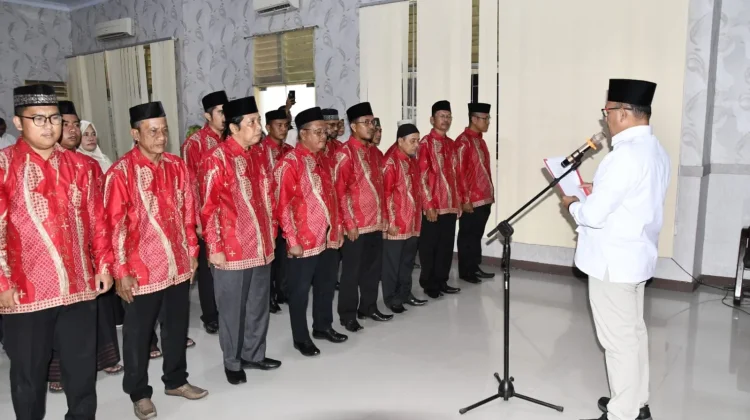 Wabup Mahmud Kukuhkan Dewan Hakim MTQ 2026 Tapteng