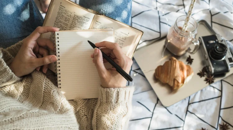 Journaling sebelum Tidur Membantu Menjaga Kesehatan Mental