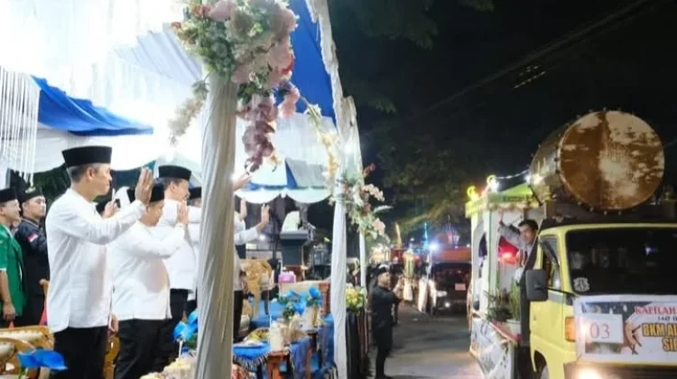 Walikota Sibolga Lepas Pawai Takbiran Iduladha 1447 H