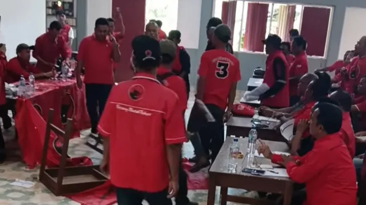 Berakhir Ricuh, Kader PDI Perjuangan Mengamuk saat Sidang