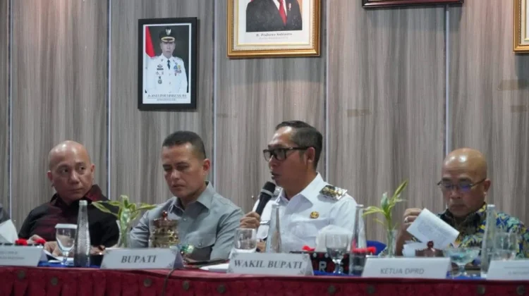 Bupati Taput buka FGD Rencana Induk Pembangunan Daerah 2027–2045