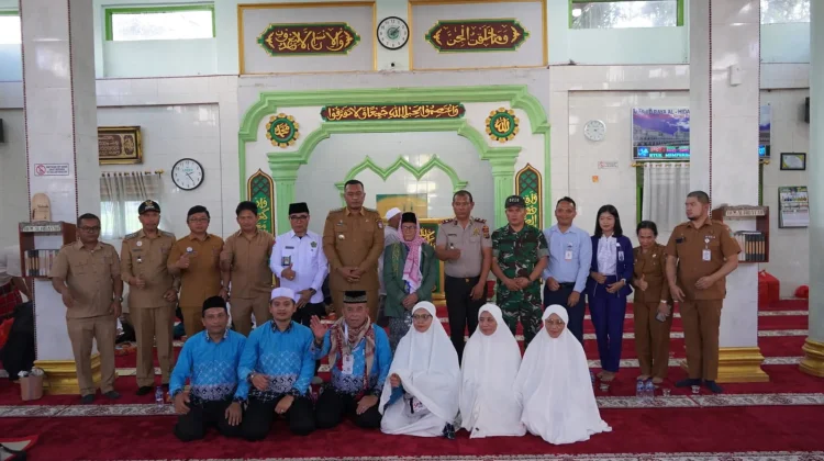 Bupati Sambut Jamaah Haji Kabupaten Toba, Jamaah Haji Sampaikan Terima Kasih