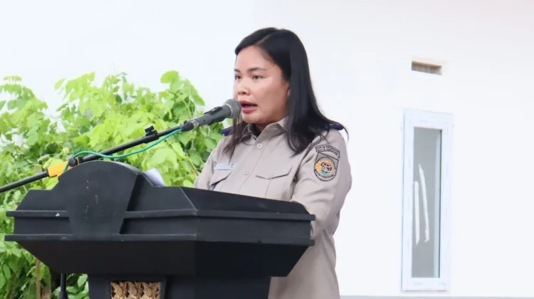 BPN Serahkan Sertifikat Huntap, Marince: Jangan Diperjualbelikan
