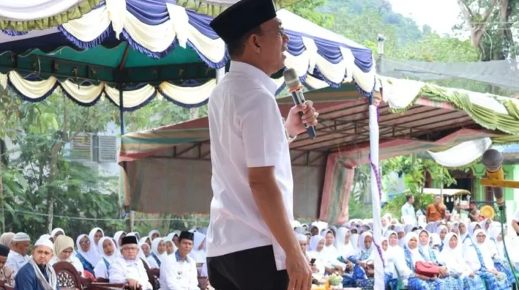 Bupati Tapsel Ajak Masyarakat Hindari Pinjaman Berbunga Tinggi