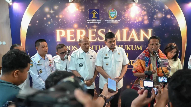 Bupati dan Ketua DPRD Humbahas Hadiri Peresmian Posbankum