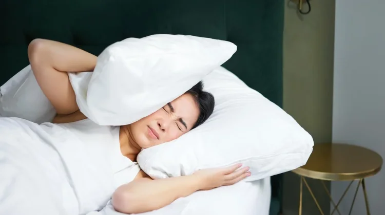 Bukan Sekadar Lelah, Kebiasaan Mendengkur Keras Bisa Jadi Gejala Sleep Apnea