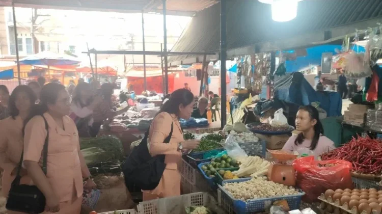 DWP BPS Toba Sosialisasikan Sensus Ekonomi di Pasar