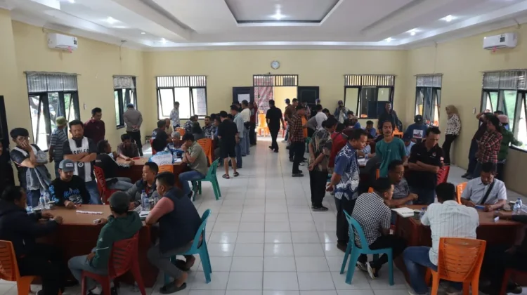 Turnamen Gaple Hari Bhayangkara, Polres Toba Pererat Silaturahmi dengan Masyarak