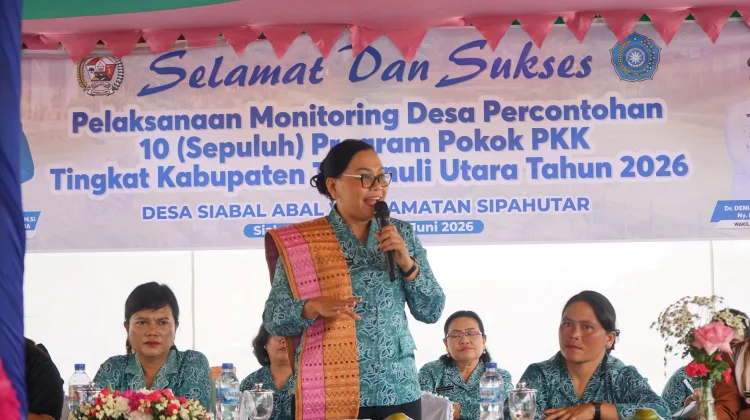 Ketua TP PKK Taput Monitoring Desa Siabal-abal