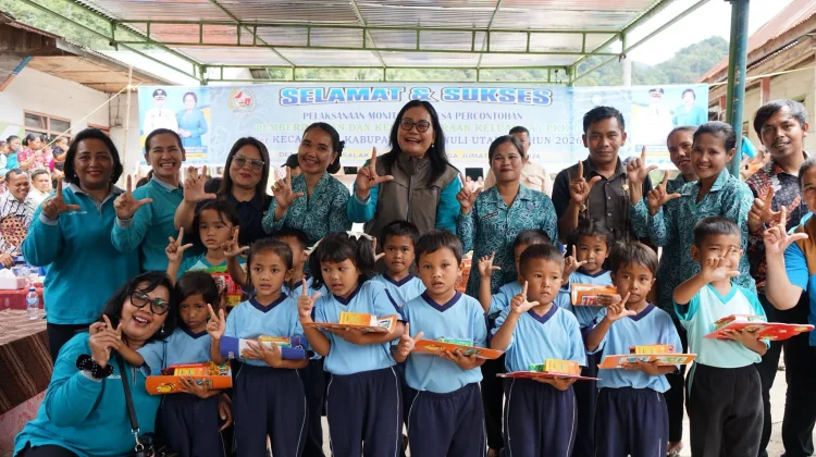 Monitoring Desa Percontohan 10 Program Pokok PKK tingkat kabupaten