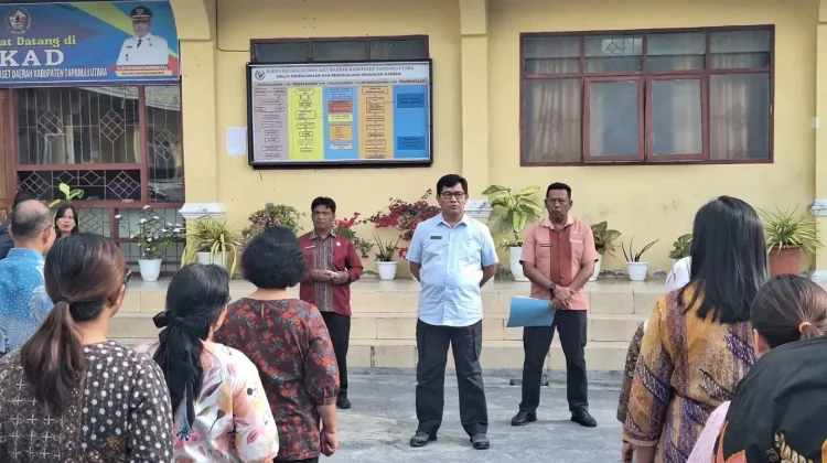 Pemkab Taput Monitoring KInerja dan Disiplin Pegawai