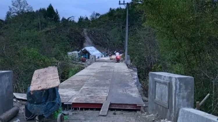 Rekonstruksi Jalan dan Jembatan Purbasinomba