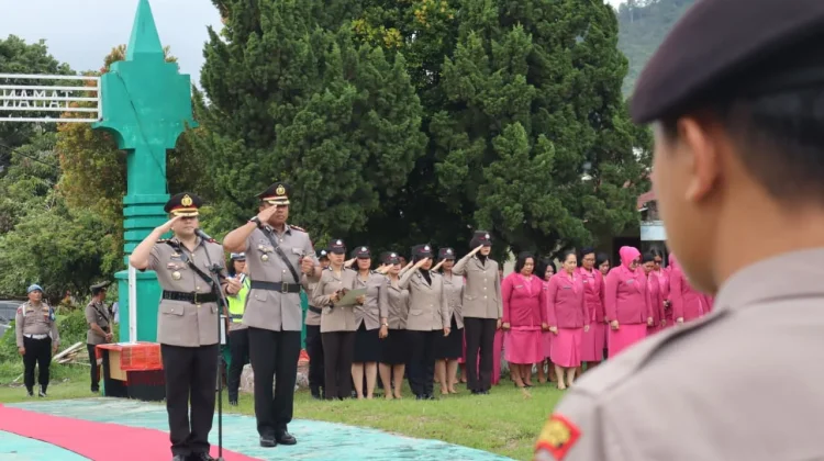 Hari Bhayangkara ke-80, Polres Toba dan Polres Humbahas Ziarah ke Makam Pahlawan