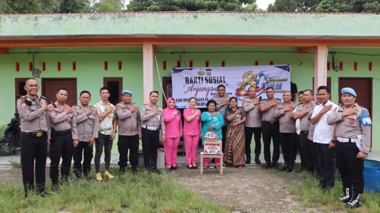 Sambut Hari Bhayangkara ke-80, Polres Toba Berbagi Kepedulian kepada Warga