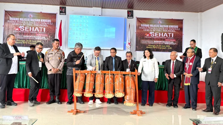 Wabup Taput Hadiri SMDK Gembala 2026 GBI Tapanuli