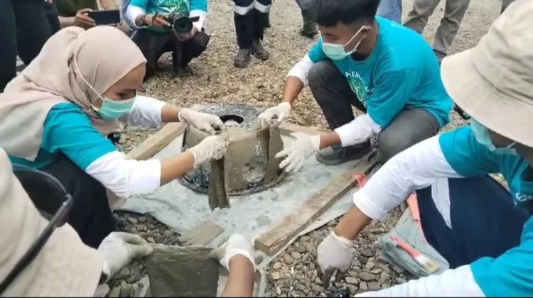 Aksi PTAR Rawat Mangrove dan Ekosistem Laut Tapteng