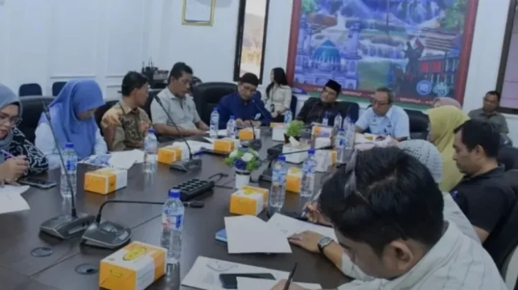 Wali Kota Padangsidimpuan Buka Rapat Evaluasi JKN untuk Dukung Target UHC 2026