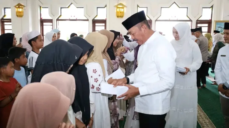 Pemkab Madina Santuni 180 Anak Yatim pada Peringatan 10 Muharram 1448 Hijriah