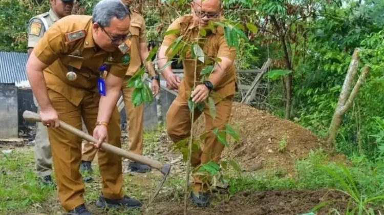 Sekda Padangsidimpuan Hadiri Penanaman Pohon Serentak Kodam I/Bukit Barisan