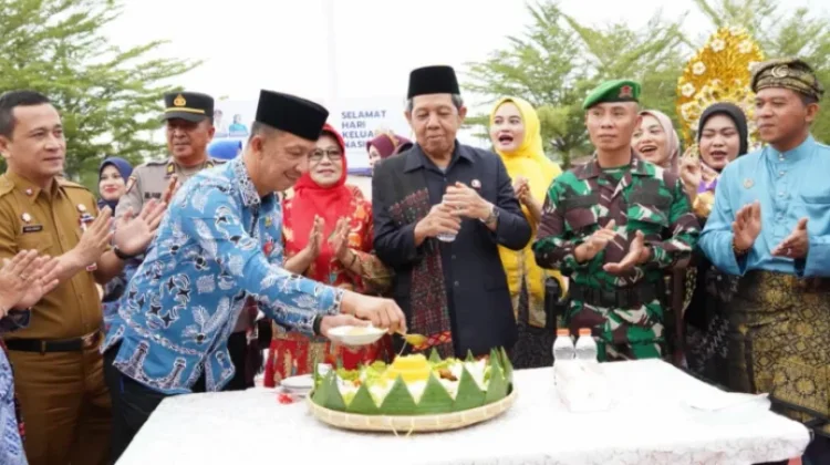 Harganas ke-33, Wabup Paluta Ajak Perkuat Peran Keluarga menuju Indonesia Emas 2045