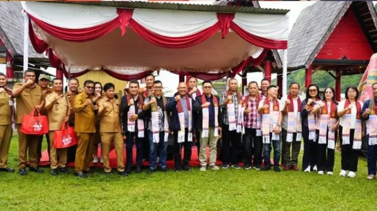 Toba Jadi Rujukan, Pemkot Manado Pelajari Pengelolaan Destinasi Wisata Danau Toba