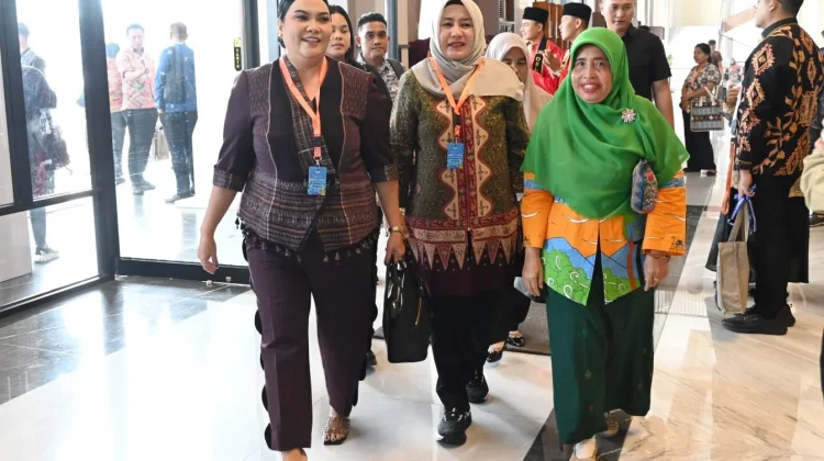 Ketua TP PKK Tapteng Apresiasia Forum Women Program