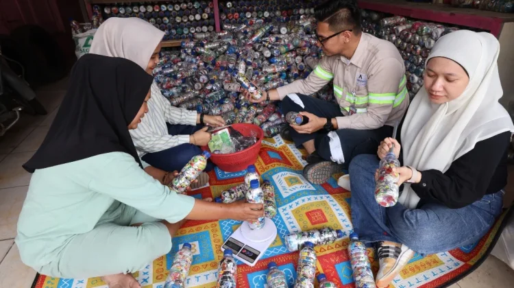 PTAR Bangun Taman Ecobrick di Batang Toru Tapsel