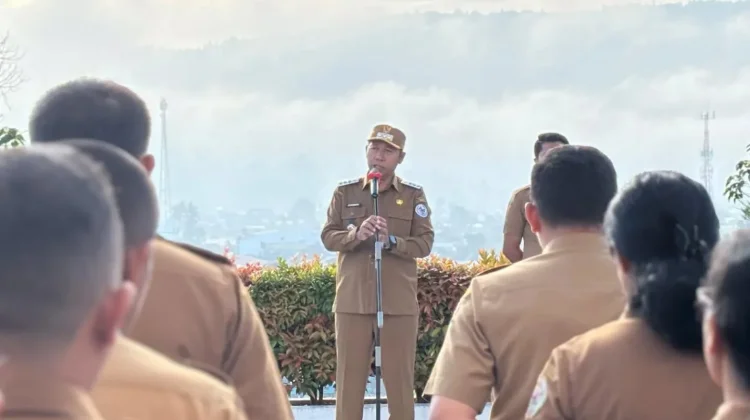 Bupati Taput Tekankan Peningkatan Kinerja dan Percepatan Program