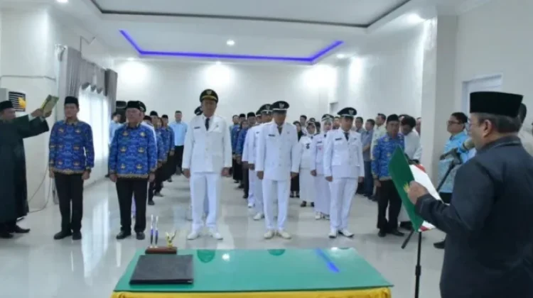 Wali Kota Padangsidimpuan Lantik Lima Pejabat Administrator dan Pengawas