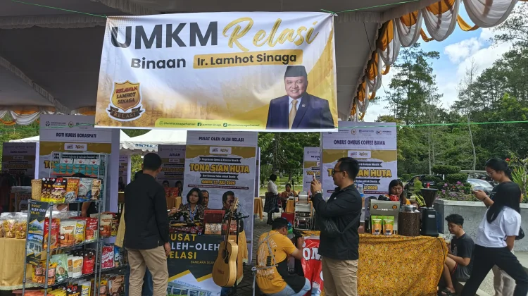 Stand UMKM Meriahkan  Pagelaran Opera dan Konser Musik Tona Sian Huta