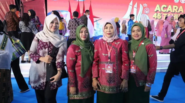Ketua TP PKK Madina Hadiri HKG di Makassar