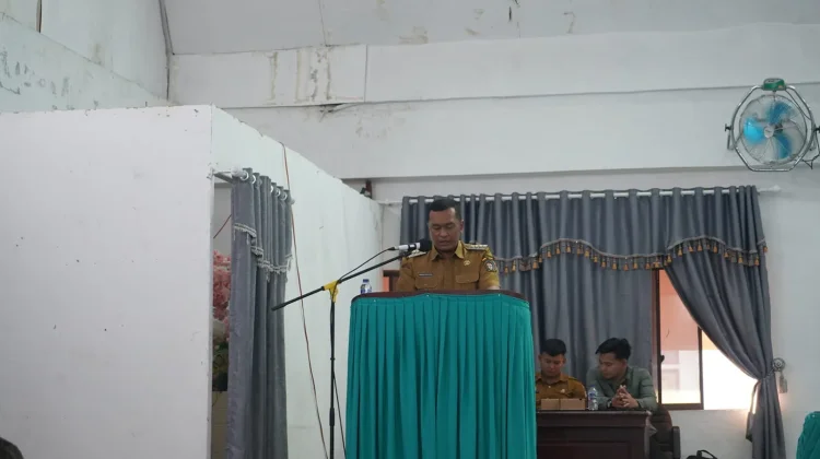 Bupati Toba Sampaikan Nota Jawaban Melalui Paripurna DPRD Toba