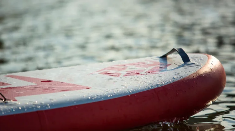 Paddle Board Jadi Tren Wisata Air