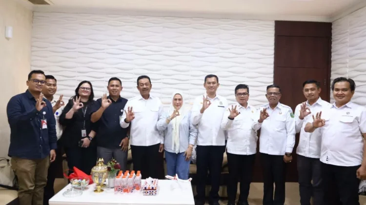 Pemkab Madina Matangkan Sinergi Transportasi Udara Tabagsel