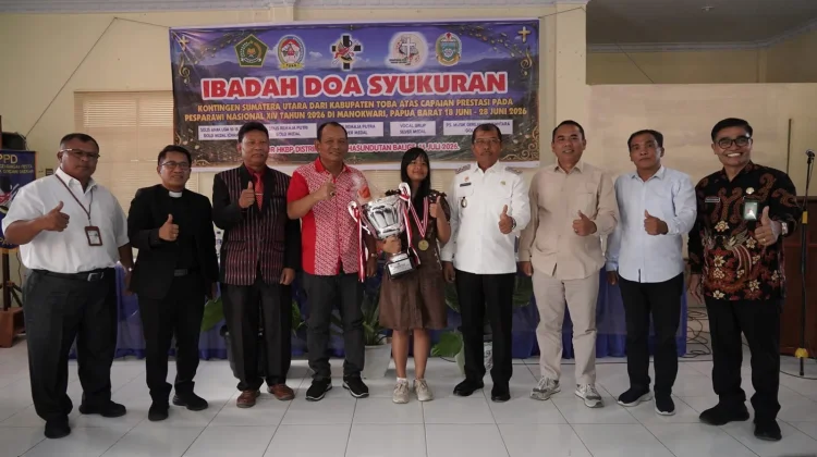 Kontingen Toba Harumkan Nama Sumut di Pesparawi Nasional XIV