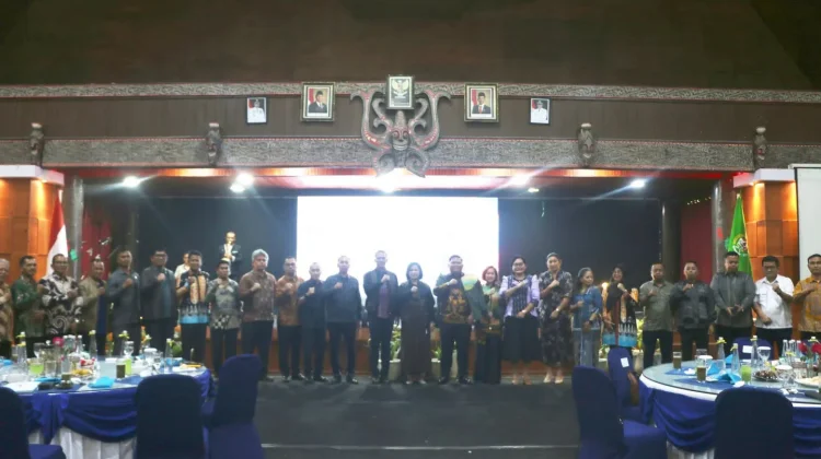 Bupati Taput Sambut Kapolres Baru di Sopo Partungkoan