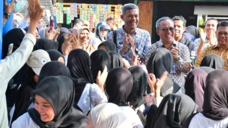 Pemko Padangsidimpuan Lepas Tim Kesenian menuju PRSU