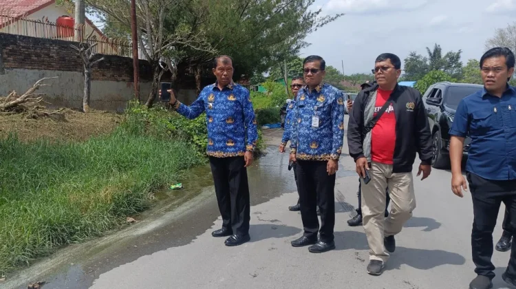 Terima Laporan Warga, Wabup Toba Langsung Tinjau Lokasi Dugaan Limbah Asrama YTBS