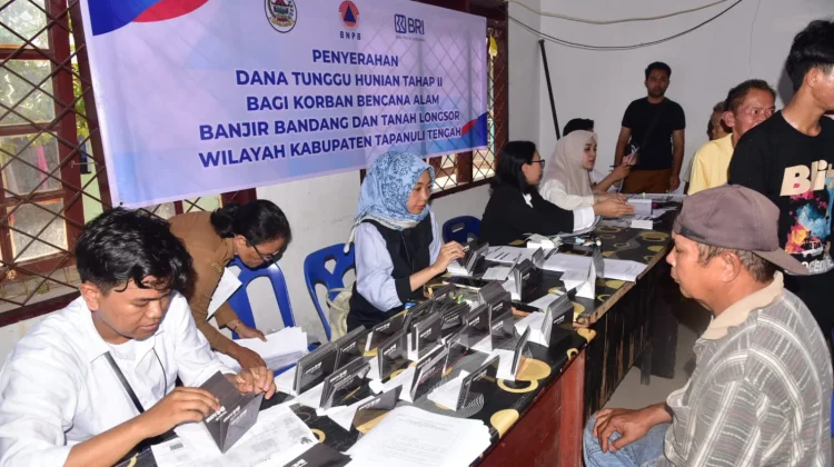 DTH Pascabencana untuk 16 KK di Sarudik Tapteng