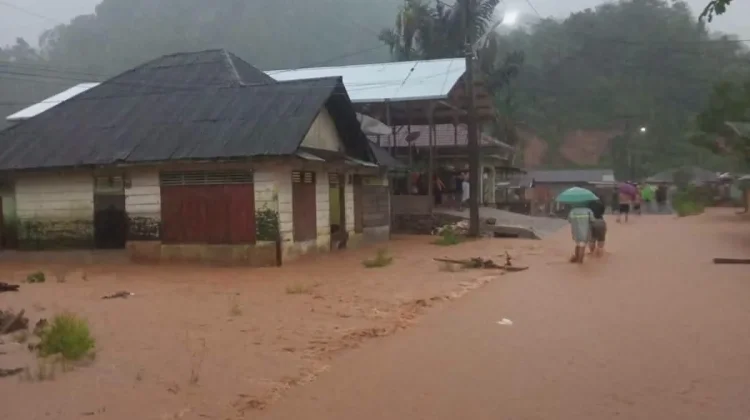 Tukka Kembali Dilanda Banjir, Genangi Jalan dan Pemukiman