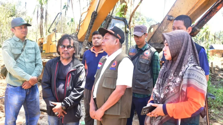 BNPB Bersama Pemkab Tapanuli Tengah  Normalisasi Sungai Silaga-laga